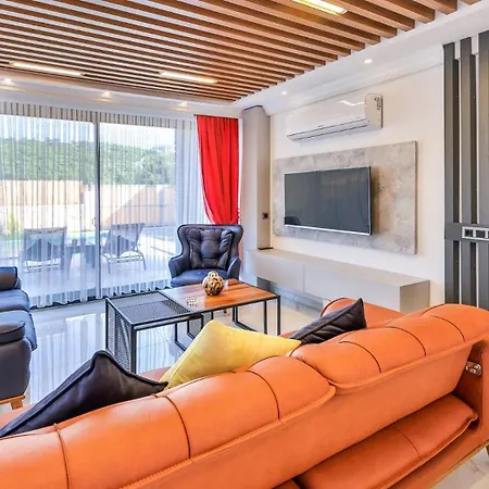 Agullu Village 3 Bedroom 4442 Kaş